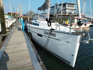 Hire Sailboat with or without skipper Bavaria Yerseke