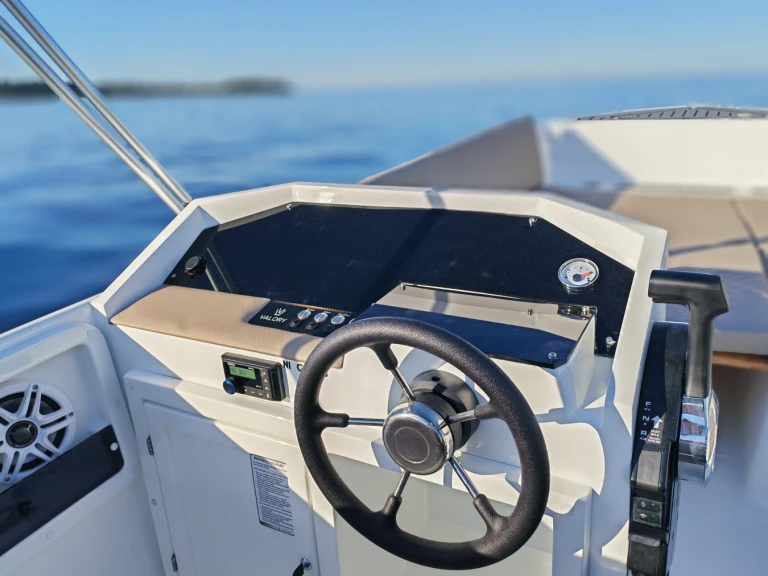 Location bateau Valory 525 à Port de Cannes Marina sur Samboat