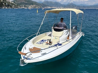 Noleggio barche Romar Bermuda 690 a Vietri sul Mare su Samboat
