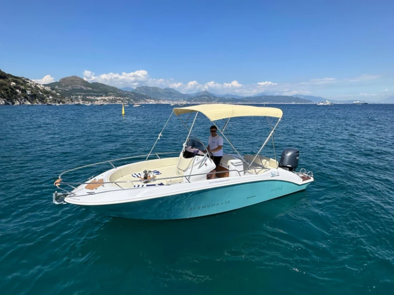 Louer Bateau à moteur avec ou sans skipper Romar à Vietri sul Mare