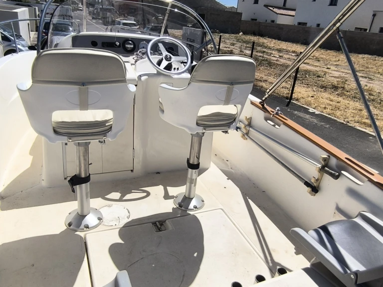 Location Bateau à moteur à Vias - Jeanneau Cap Camarat 545 Style