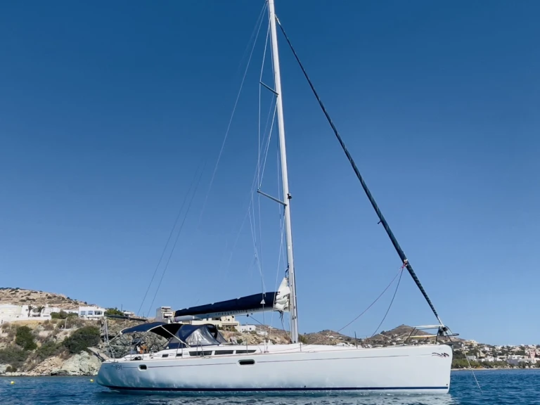Location Voilier à Paros Port - Jeanneau Sun Odyssey 49