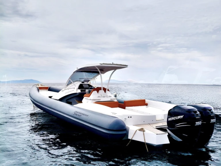 Location bateau Panamera Yacht PY 100 T Top à Naples sur Samboat
