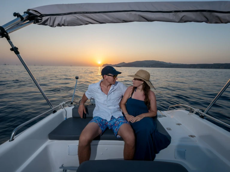 Location Bateau à moteur à Vlychada - Poseidon Blu Water 170