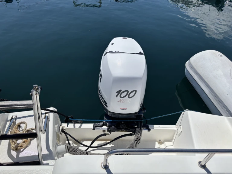 Location Bateau à moteur Selva avec permis