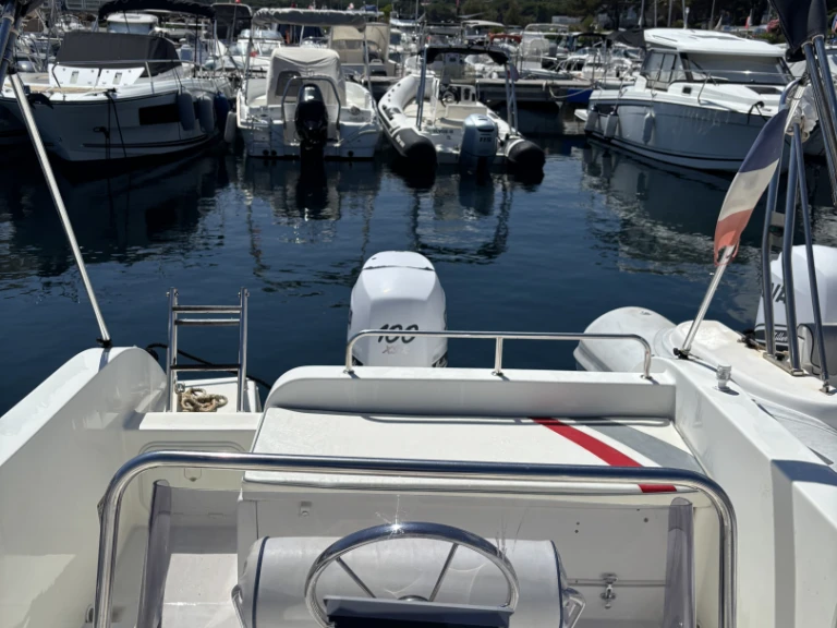 Bateau à moteur à louer à Les Issambres au meilleur prix