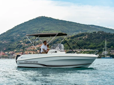 Charter a Jeanneau Cap Camarat 5.5 CC in La Spezia on Samboat