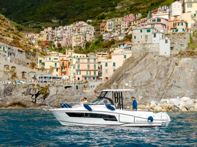 Noleggio a La Spezia – Jeanneau Cap Camarat 9.0 WA su SamBoat