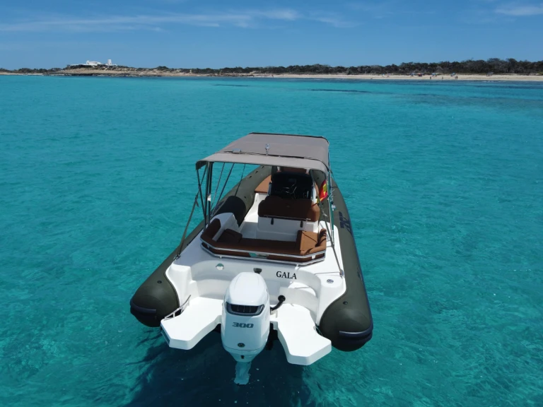 Location bateau Santa Eulària des Riu pas cher BSC 78 ELEGANCE