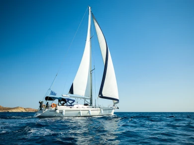 Zeilboot te huur in Limáni Lavríou voor de beste prijs
