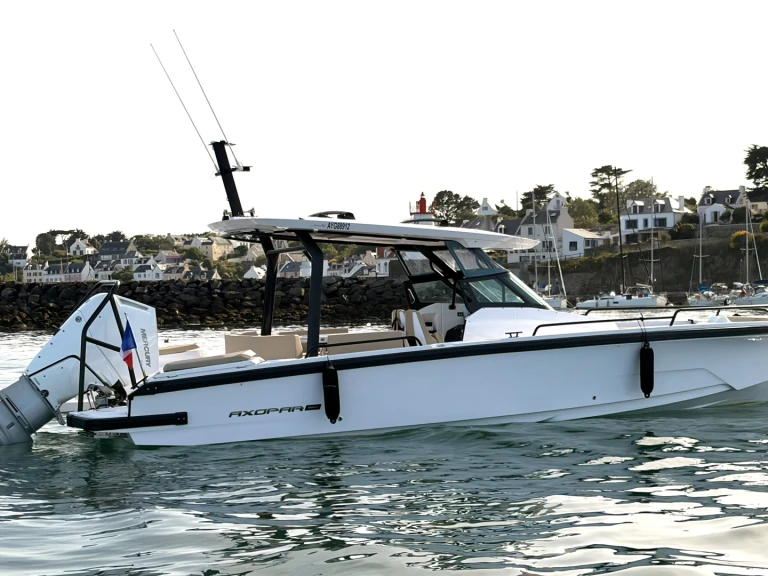 Bateau à moteur à louer à Étel au meilleur prix