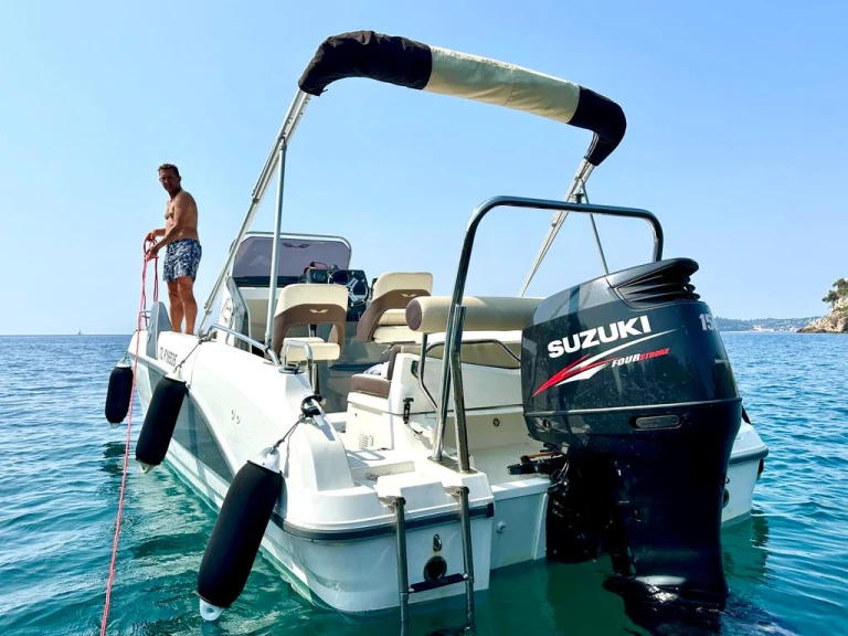 Location Bateau à moteur à La Seyne-sur-Mer - Bénéteau Flyer 6 SUNdeck