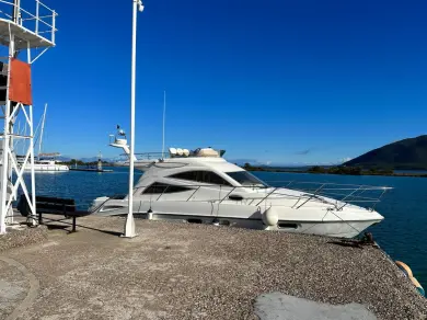 Sealine Sealine F 34 a louer à Pefkochóri