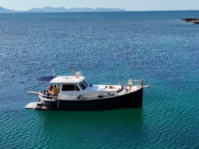 Yacht charter Can Picafort cheap MY 120