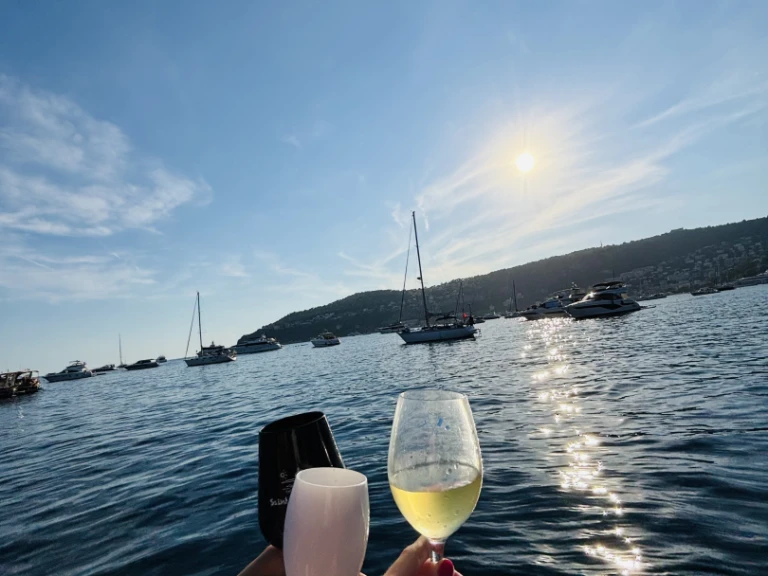 Location bateau Jeanneau Merry Fisher 10 à Saint-Laurent-du-Var sur Samboat