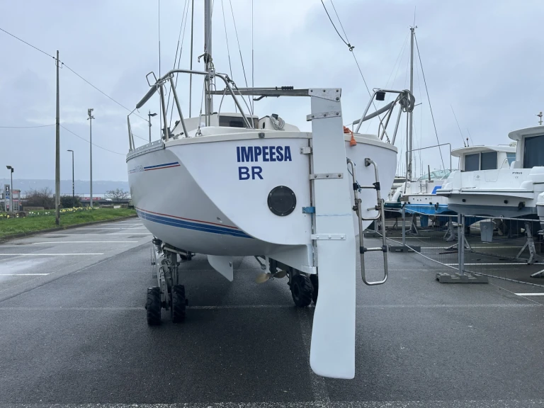 Location bateau Jeanneau Fantasia 27 à Brest sur Samboat