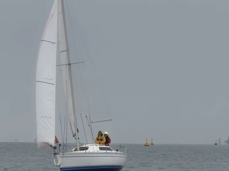 Louer Voilier avec ou sans skipper Jeanneau à Brest