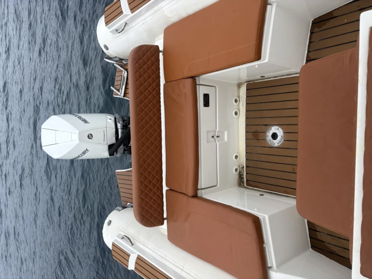 Tiger Marine 850 Open a louer à Marseille