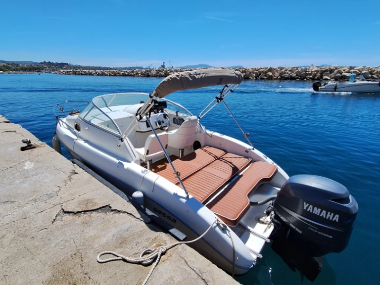 Location bateau Sessa Marine Oyster 20 à Marseille sur Samboat