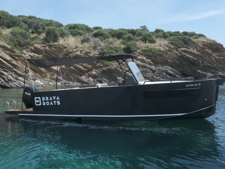 Louez un BravaBoats BA 75 à Roses