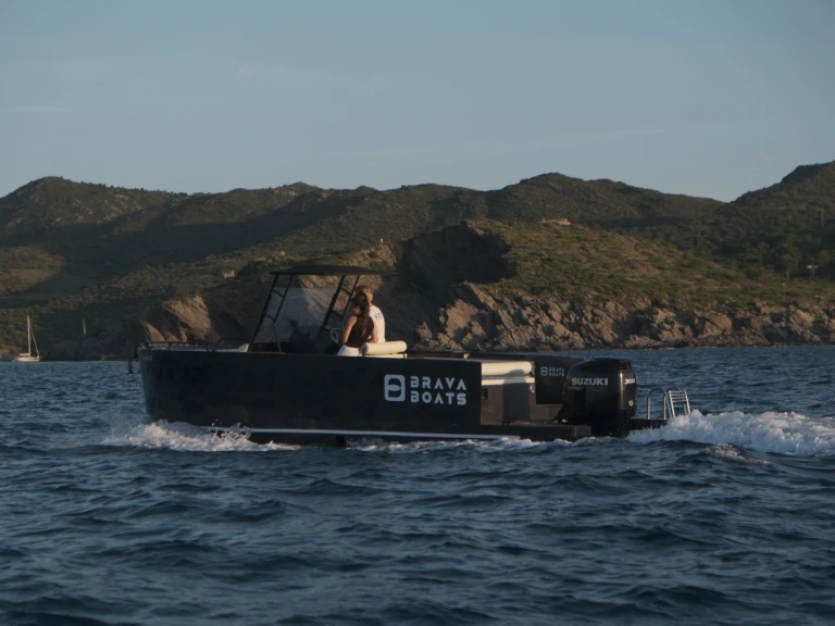 Location à Roses - BravaBoats BA 75 sur SamBoat