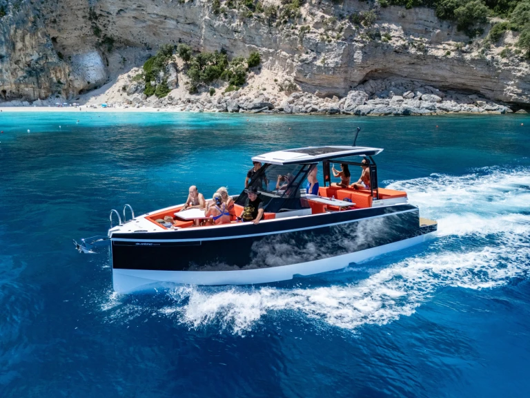 Location bateau De Antonio Yacht D29 De Antonio Yacht D29 à Cala Gonone sur Samboat