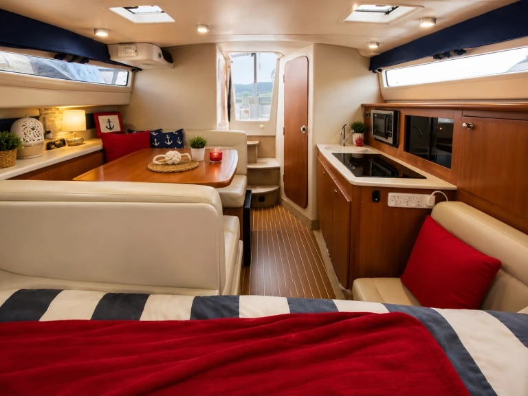 Location bateau Cannes pas cher Bayliner 285 Cruiser