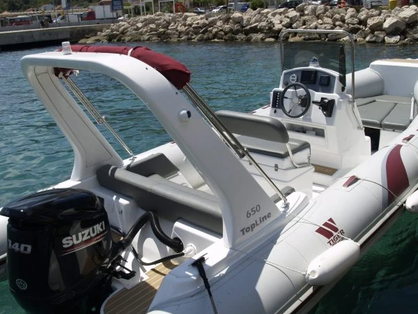 Louez un Tiger 6.5 à Preko
