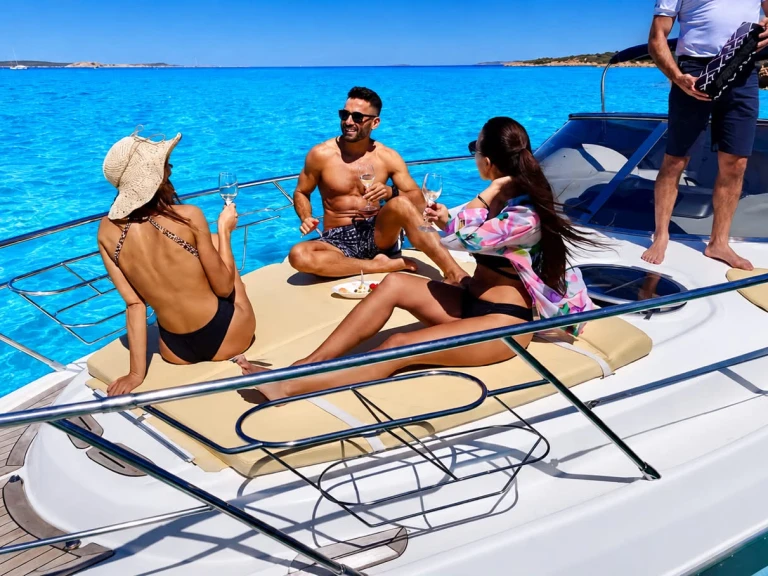 Bateau à moteur à louer à Mandelieu-la-Napoule au meilleur prix