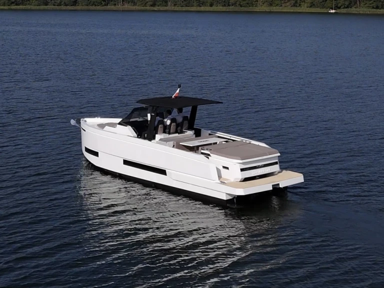 Bateau à moteur à louer à Palma de Majorque au meilleur prix