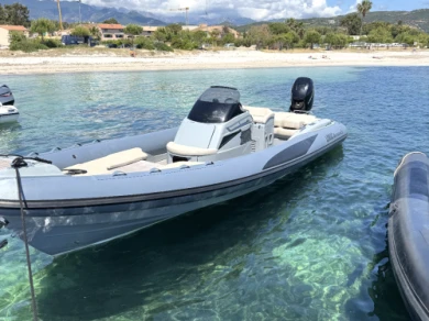 Wynajem w Porto-Vecchio- Lomac Adrenalina 9.0 na SamBoat
