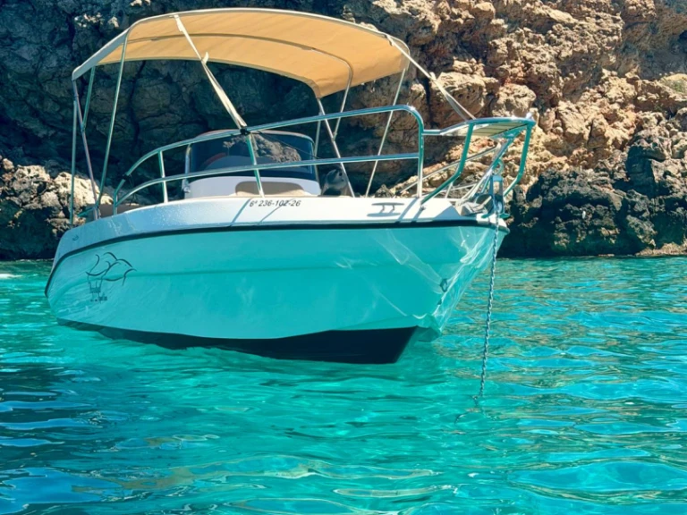 Louez un Aquabat Sport line 21 à Sant Antoni de Portmany