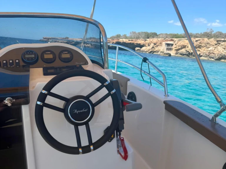 Location Bateau à moteur à Sant Antoni de Portmany - Aquabat Sport line 21