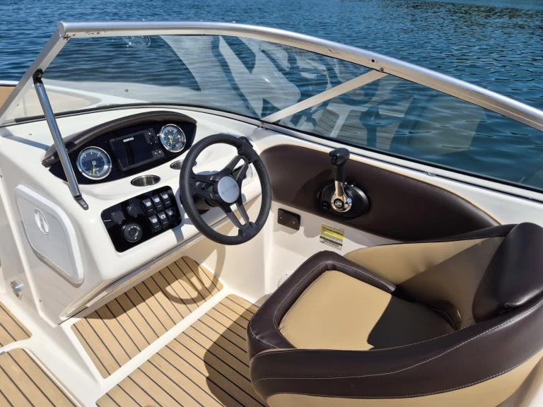 Location à Poreč - Bayliner Bayliner 249 SD sur SamBoat
