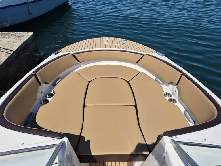 Bayliner Bayliner 249 SD a louer à Poreč