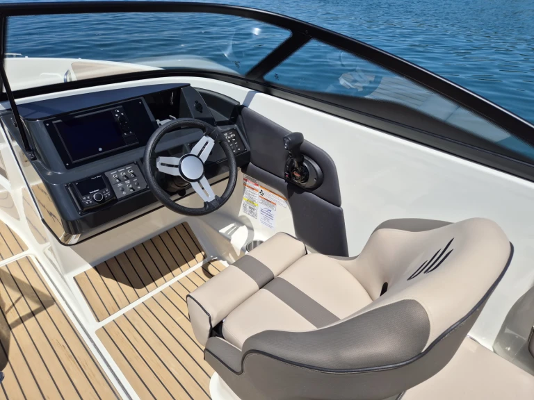 Location à Poreč - Bayliner VR6 OB sur SamBoat