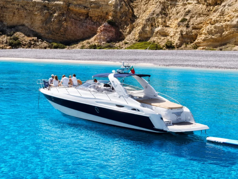 Location Bateau à moteur Cranchi avec permis