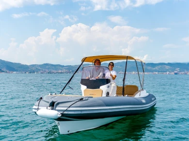 Bootverhuur Salpa Salpa Soleil 20 in La Spezia via SamBoat