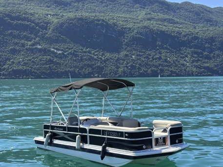 Louez un HURRICANE fundeck 190 à Aix-les-Bains