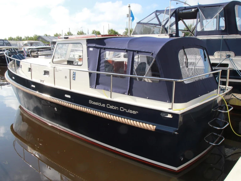 Louer Bateau à moteur avec ou sans skipper Nautica à Gaastmeer
