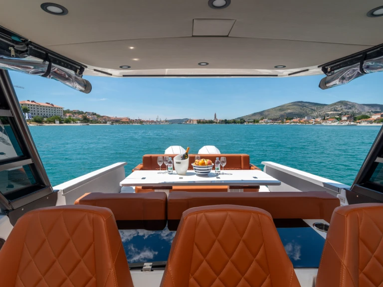 Louer Bateau à moteur avec ou sans skipper Saxdor à Split