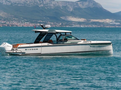 Huur Motorboot met of zonder schipper Saxdor in Split