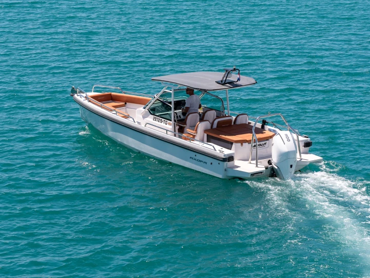 Location bateau Split pas cher Axopar 28 T-Top