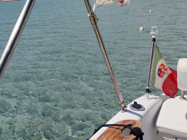 Louez un Sessa Marine Key Largo 25 à Carloforte