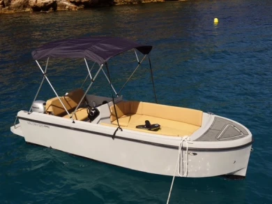 Motorboat rental with or without captain Valory France