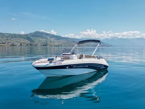 Location à Pully - Titanium 560 Open sur SamBoat