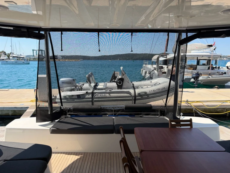 Louer Catamaran avec ou sans skipper Lagoon à Seget Donji