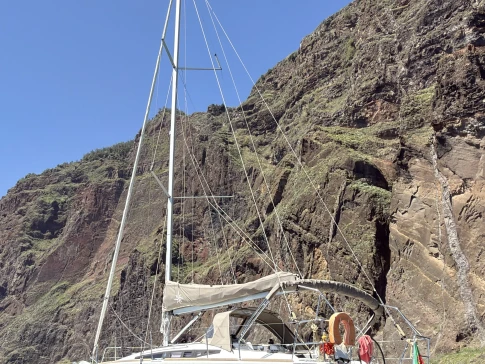 Louer Voilier avec ou sans skipper Jeanneau à Porto do Funchal