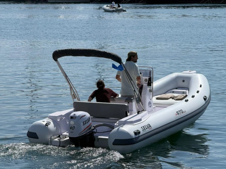 Location bateau Selva Selva 570 Elegance à Naples sur Samboat