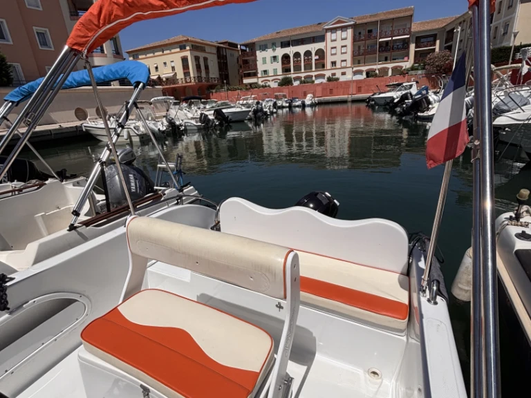 Sans Permis Marino 500 a louer à Port Fréjus